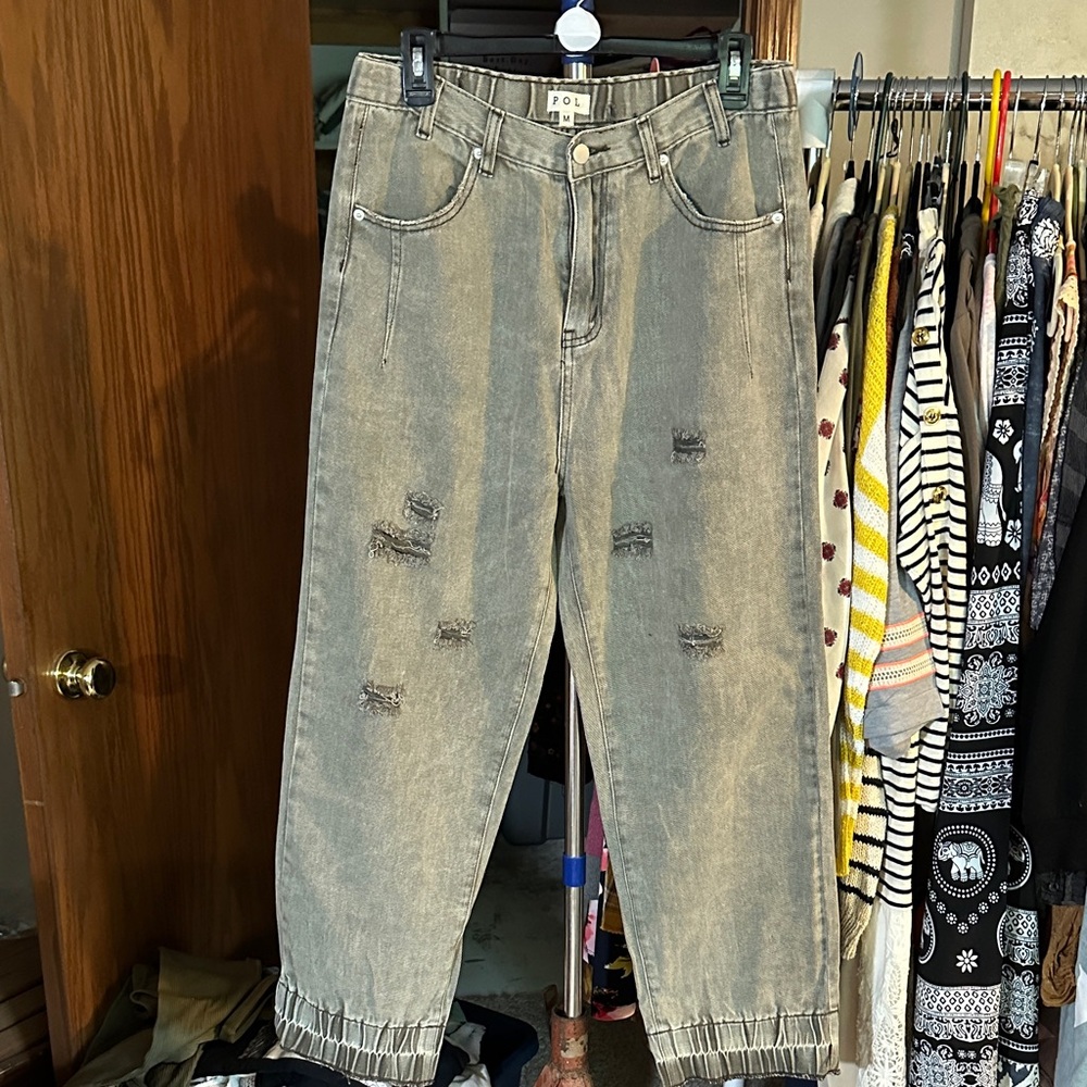 POL Relaxed Fit Distressed olive Jeans